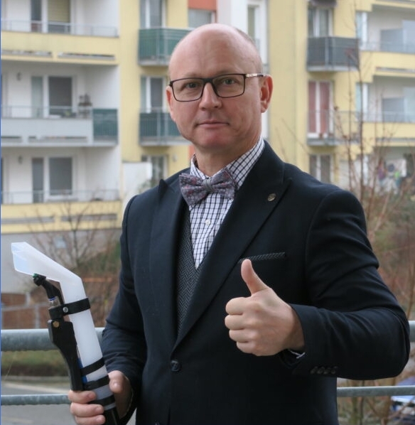 Hynek Lytvyn — majitel Čisto.cleaning s profesionálním extrakčním tepovačem